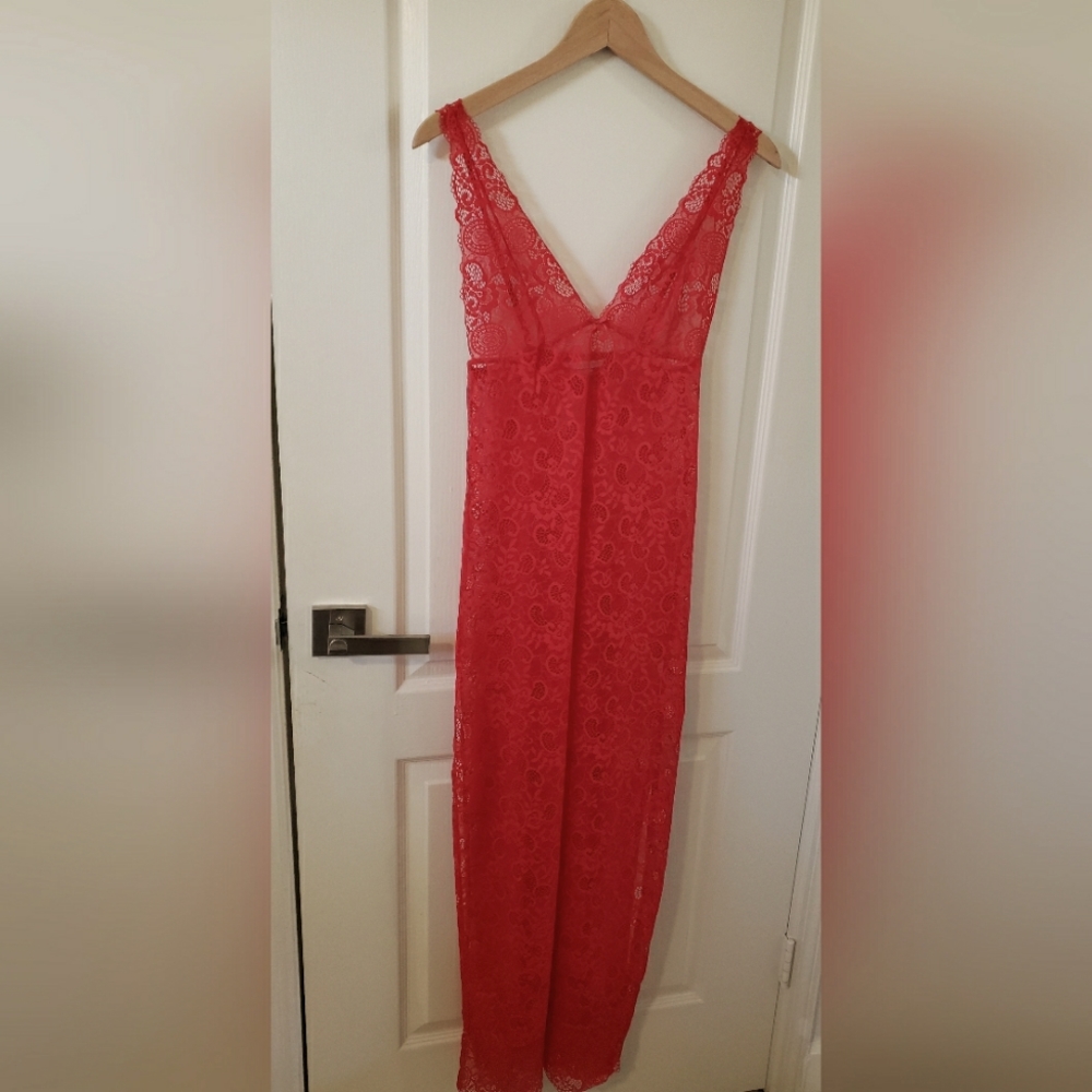 Victoria's Secret red sheer lace slip, size M, EUC condition